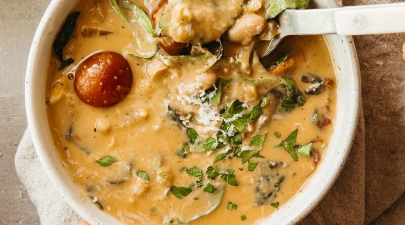 Tomate torrado e sopa de feijão branco: um jantar fácil de 20 minutos