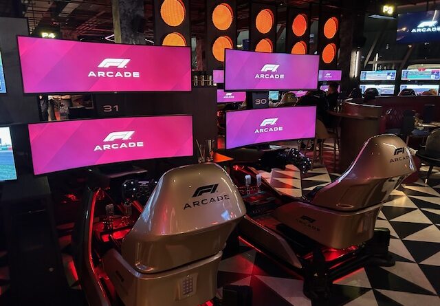 F1 Arcade: The Ultimate Date Night para casais competitivos