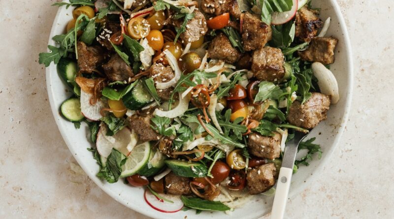 Receita de salada de bife de mercado do mercado de agricultores - rápido, fresco e fácil