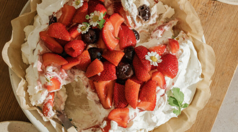 strawberries cream pavlova summer dessert recipe