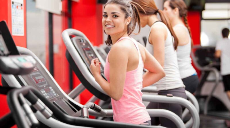 Incline Walking vs Running: Qual é melhor para queimar gordura?