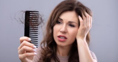 Perda de cabelo após um aborto: causas e tratamento
