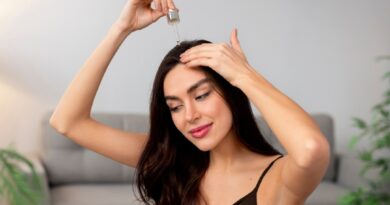 Você deve lubrificar seu cabelo em monção?
