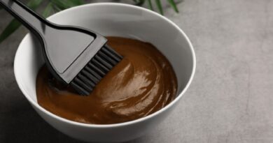 Conheça os benefícios de mudar para a cor do cabelo à base de plantas

