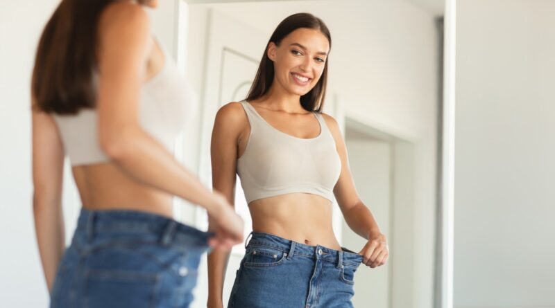 Quer um estômago liso? Esses 7 exercícios são mais eficazes do que as flexões