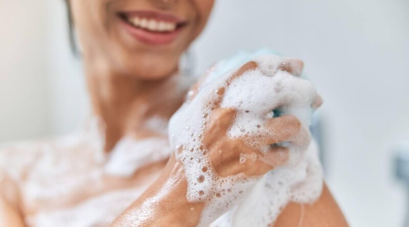 Lavagem do corpo para a pele lisa: 8 escolhas para pele macia e saudável