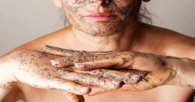 Por que você deve sempre esfoliar antes e depois da remoção do cabelo
