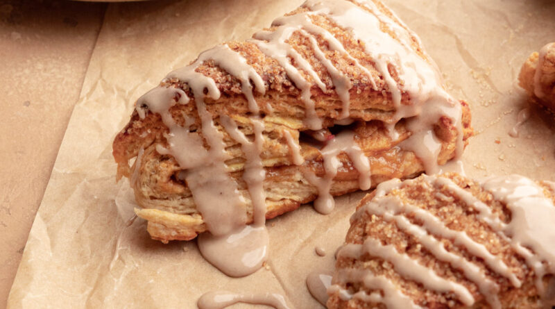 Estes Scones de Torta de Maçã são a Melhor Sobremesa de Maçã desta Temporada