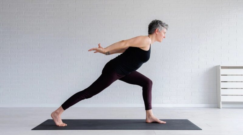 Ioga suave para sobreviventes de derrame: 6 posturas para construção de força segura