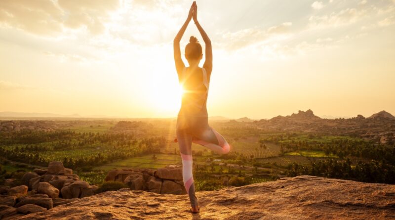 8 asanas de ioga para aumentar a imunidade e se manter aquecido neste inverno