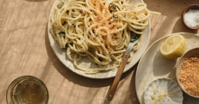 10 receitas simples de massas com 10 ingredientes ou menos (fácil, deliciosa)
