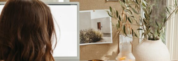 As 18 melhores velas não tóxicas para uma casa mais limpa e aconchegante