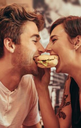 BJ Date Night - Namore seu cônjuge