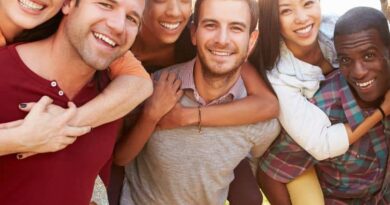 Mais de 10 ideias para encontros noturnos em grupo e família (para impressão gratuita)
